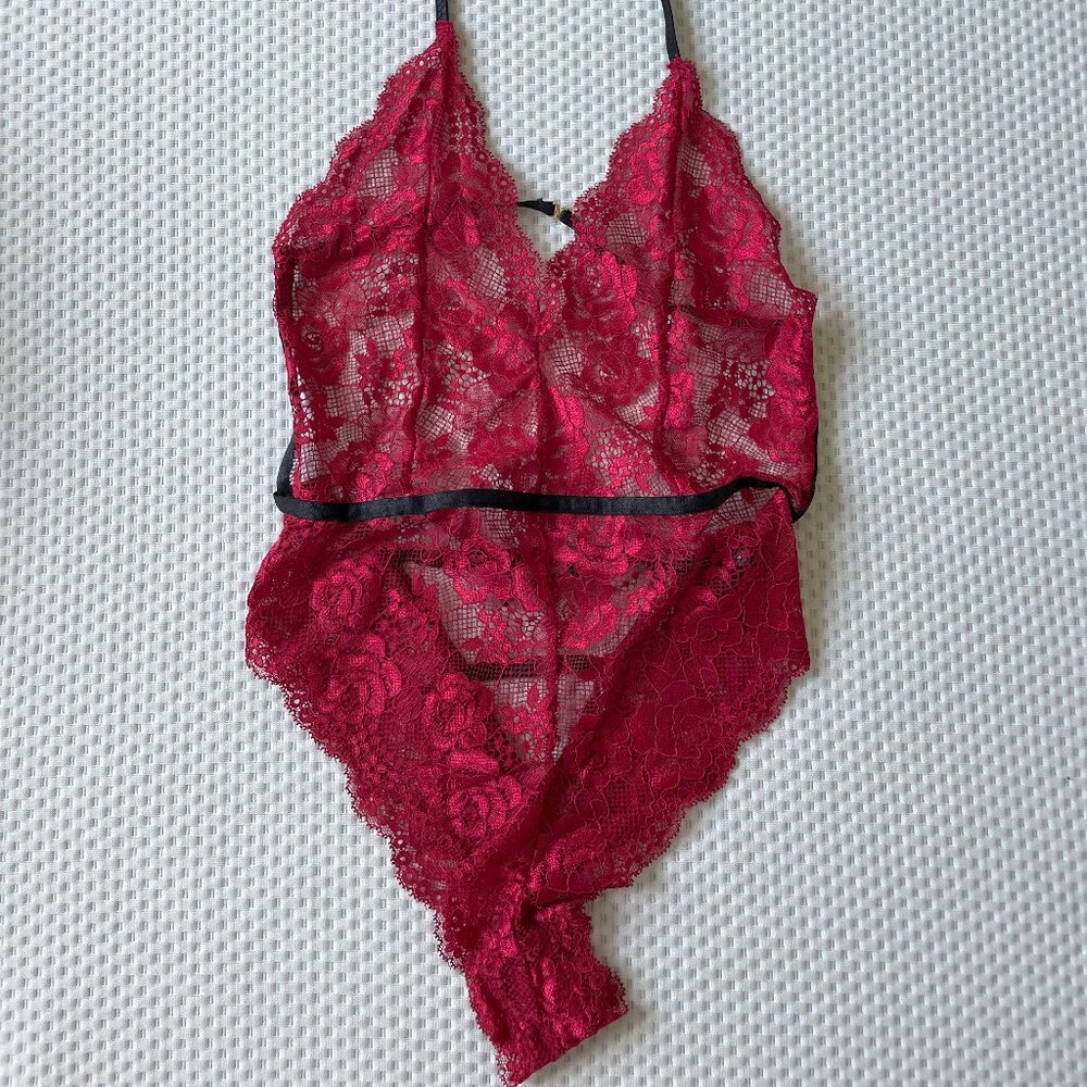 NWOT, Oh La La Cheri Willow Lace Thong Teddy, Red, One Size (Small)